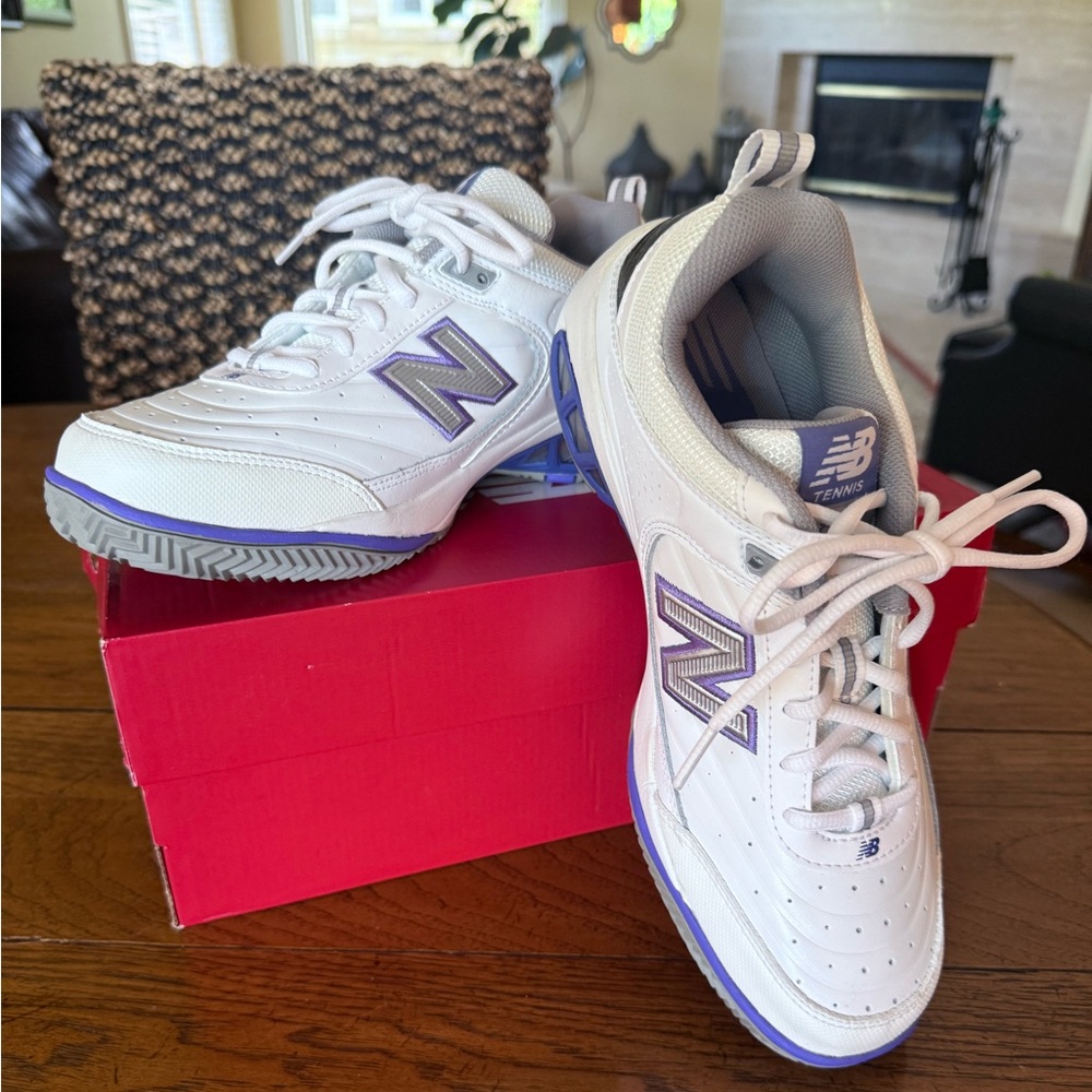 New In Box Women’s New Balance WC806W Tennis Shoes Size 9.5 US